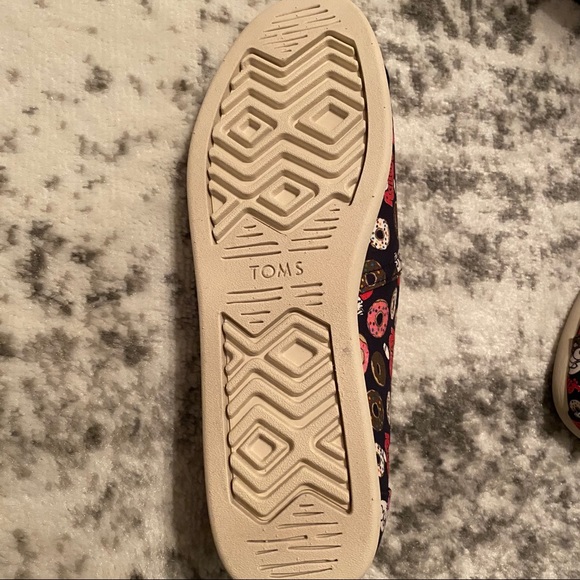 TOMS Randy's Donut Navy Alpargata - Picture 4 of 6